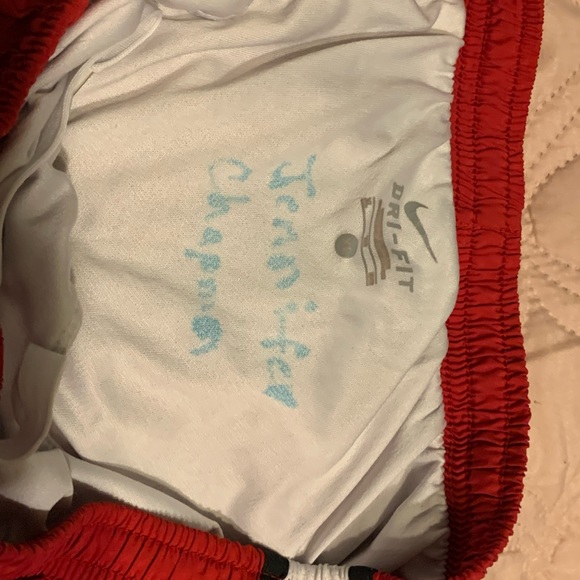 Red Nike tempos - Picture 7 of 7